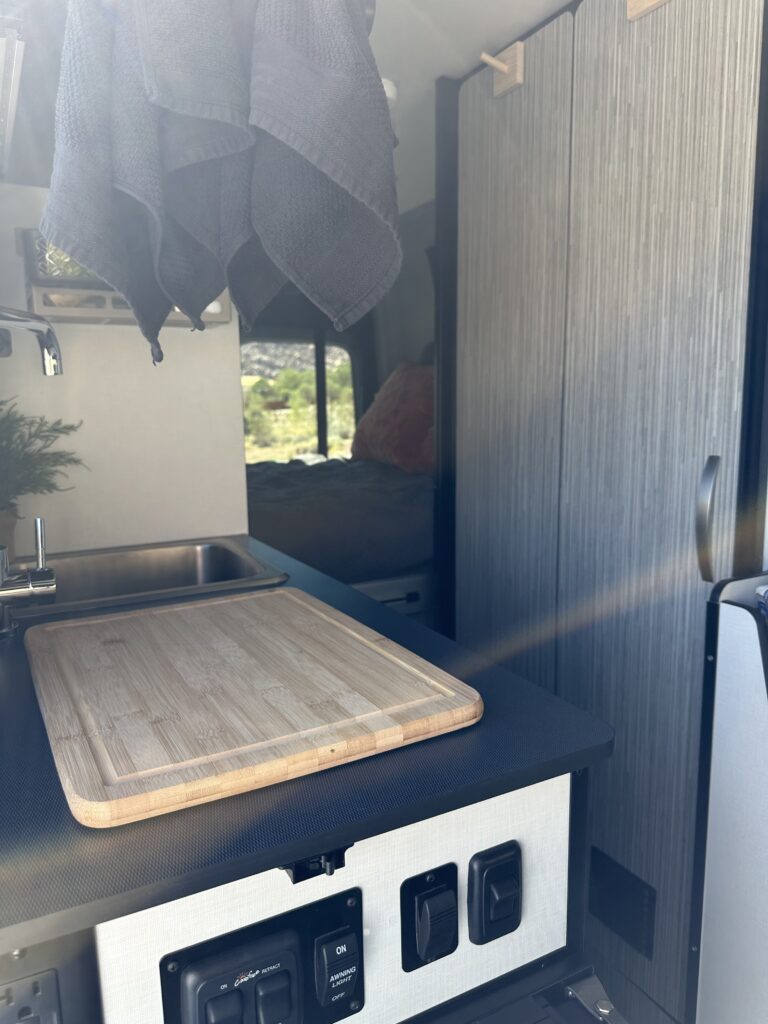 2024 Mercedes Revel Tan 4×4 y Best RV Rental in Las Vegas