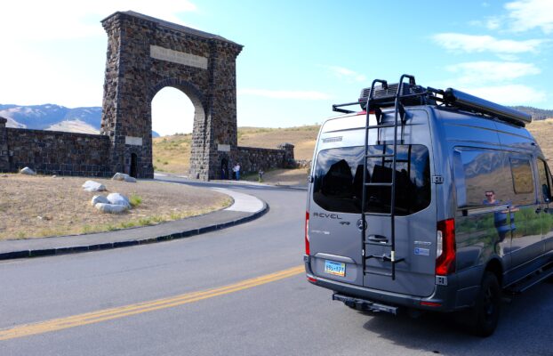 RV Rental Yellowstone National Park MT