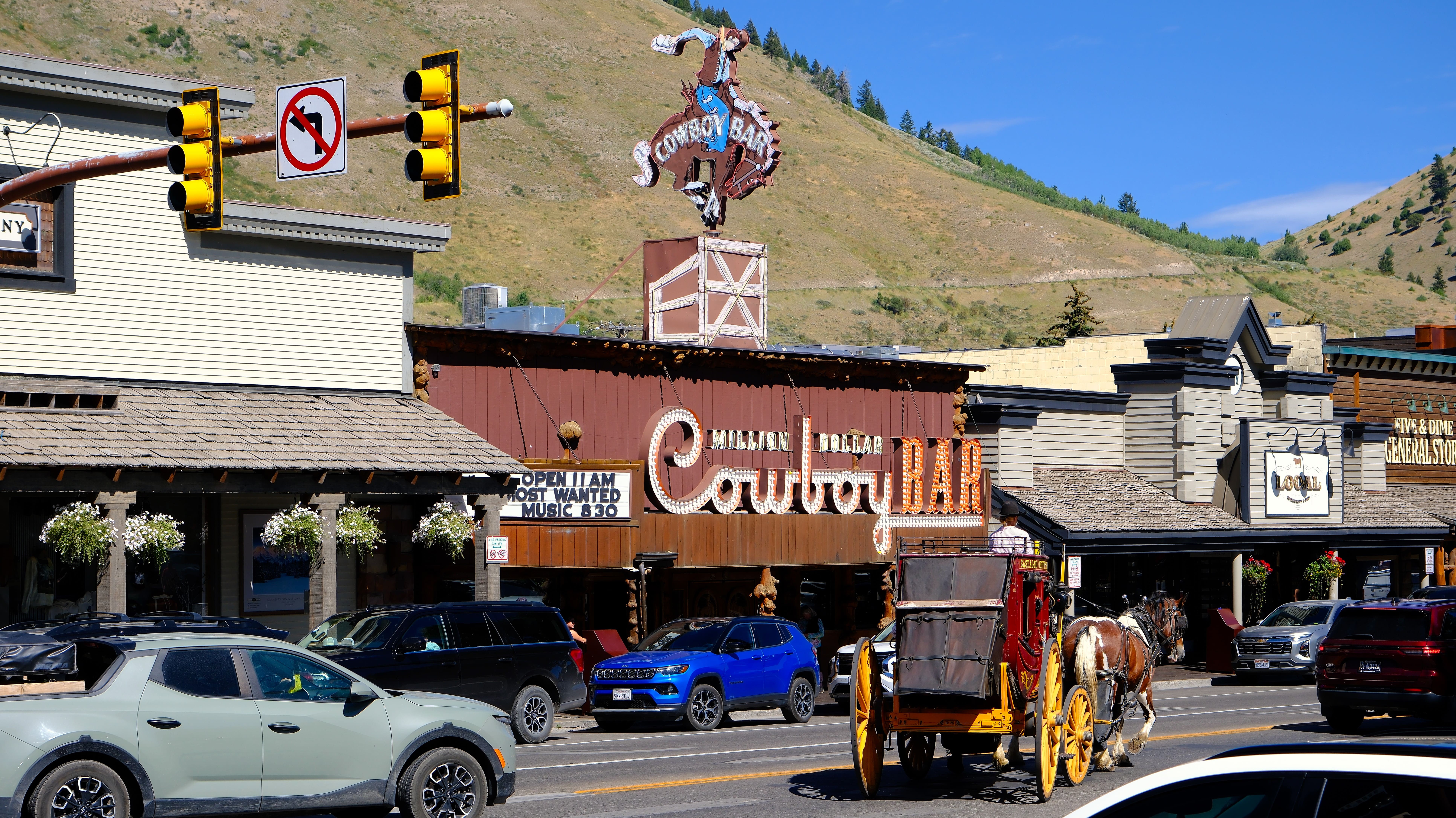 Million Dollar Cowboy Bar Jackson Hole