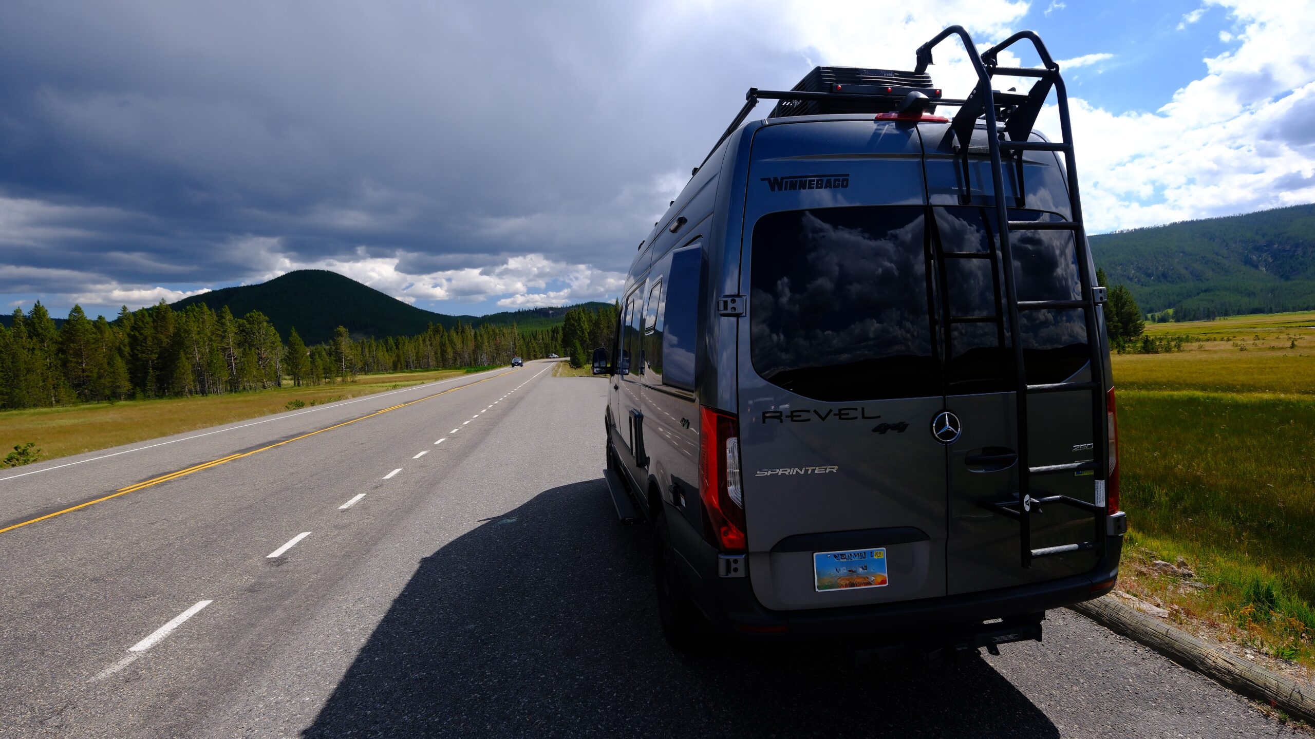 Top Hiking Trails Near Bozeman with RV‑Friendly Campgrounds