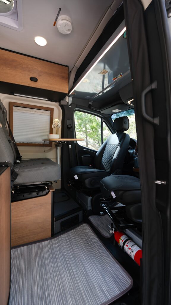 2026 Mercedes-Benz Winnebago Revel 44E