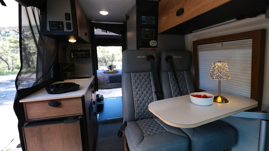 2026 Mercedes-Benz Winnebago Revel 44E